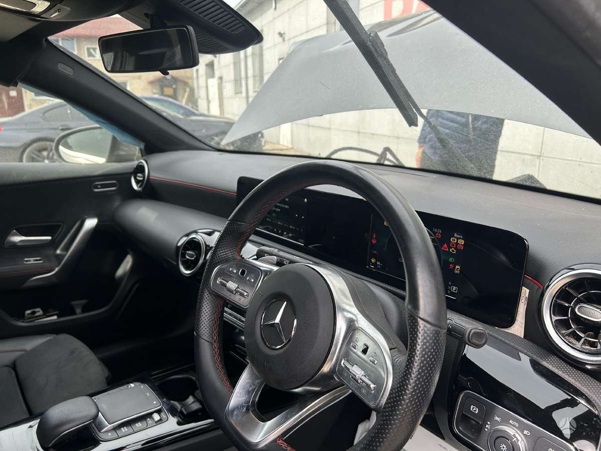 Mercedes-Benz A250 Amg apdaila