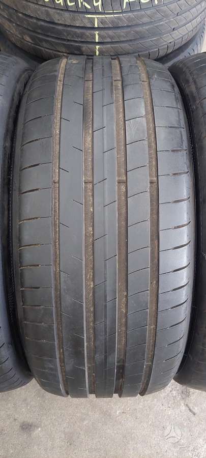 Goodyear, summer 255/40 R20