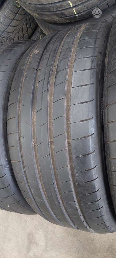 Goodyear, летние 255/40 R20