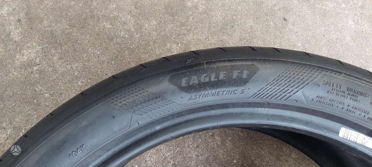 Goodyear, summer 255/40 R20