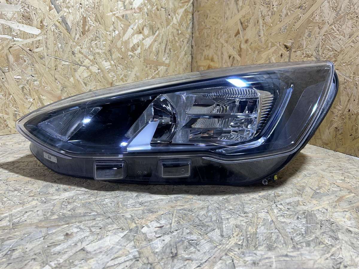 Ford Focus, MX7B13E015CD, Cen16866
