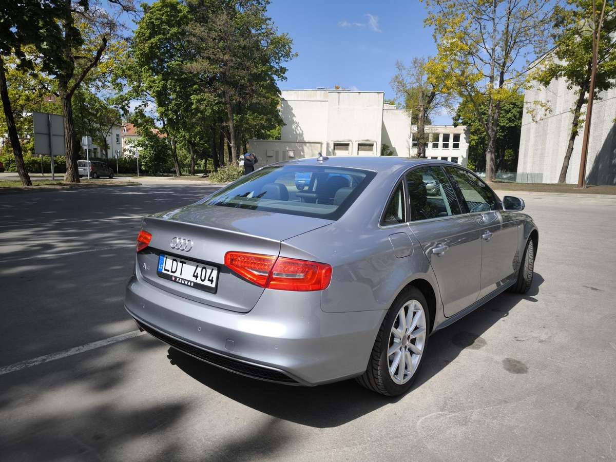 Audi A4, 2.0 l., sedanas