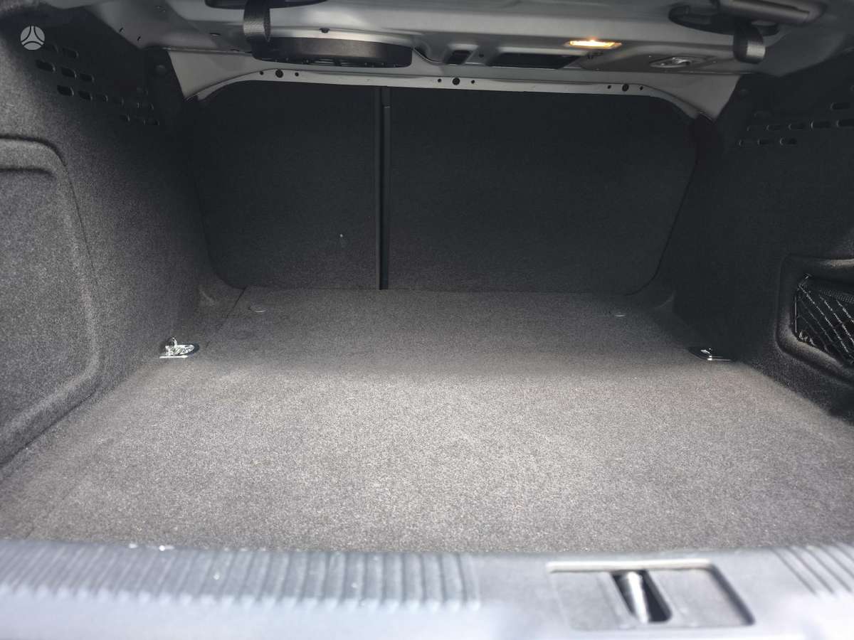 Audi A4, 2.0 l., sedanas