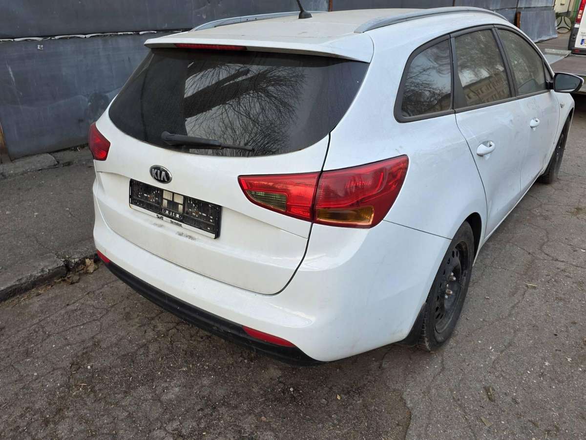 Kia Ceed Dalių pristatymas į kitus miestus