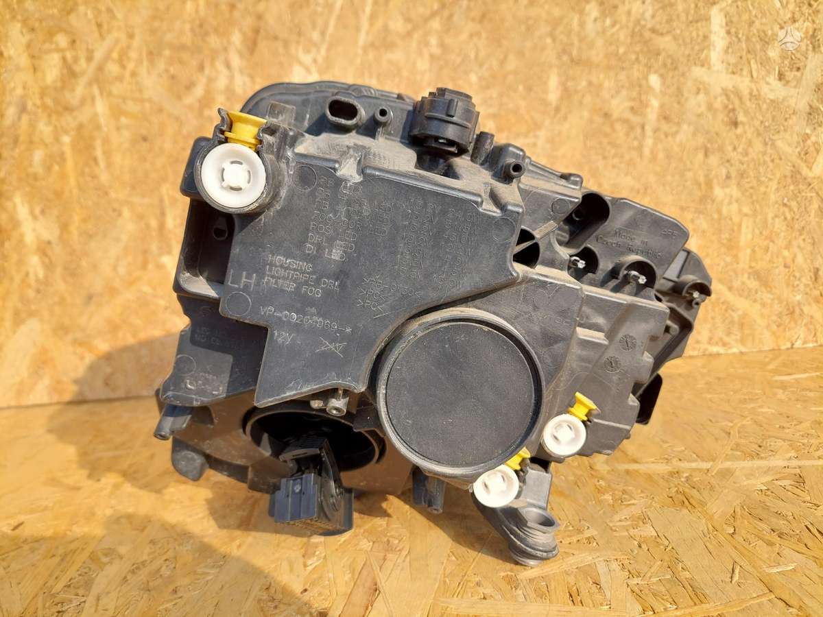 Skoda Karoq, 57B941015F, Cen17227