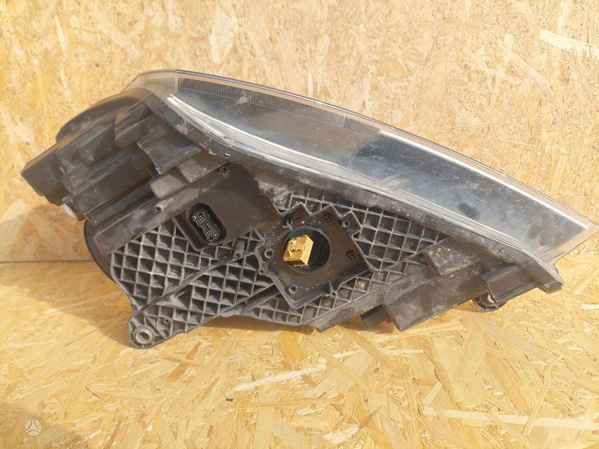 Skoda Superb, 3V1941016B, Cen17230