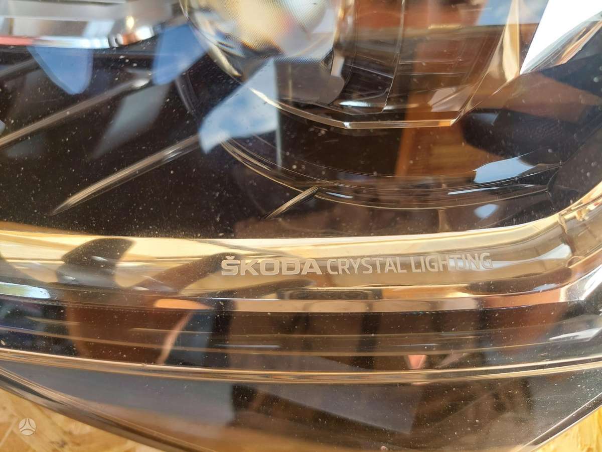Skoda Superb, 3V1941015D, Cen17232