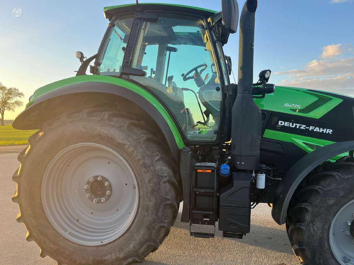 Deutz-Fahr Agrotron 6215, traktori