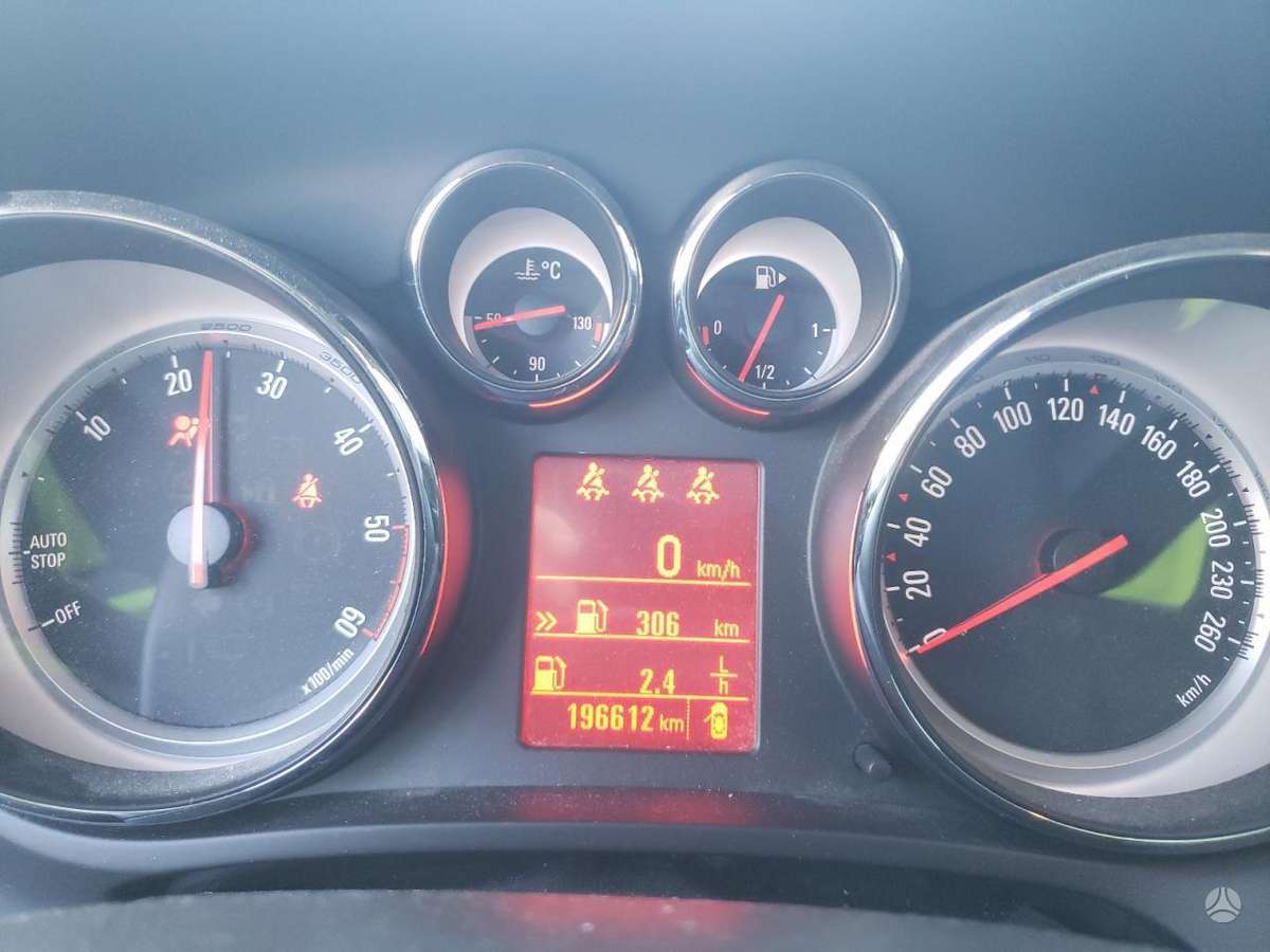 Opel Zafira B16dth