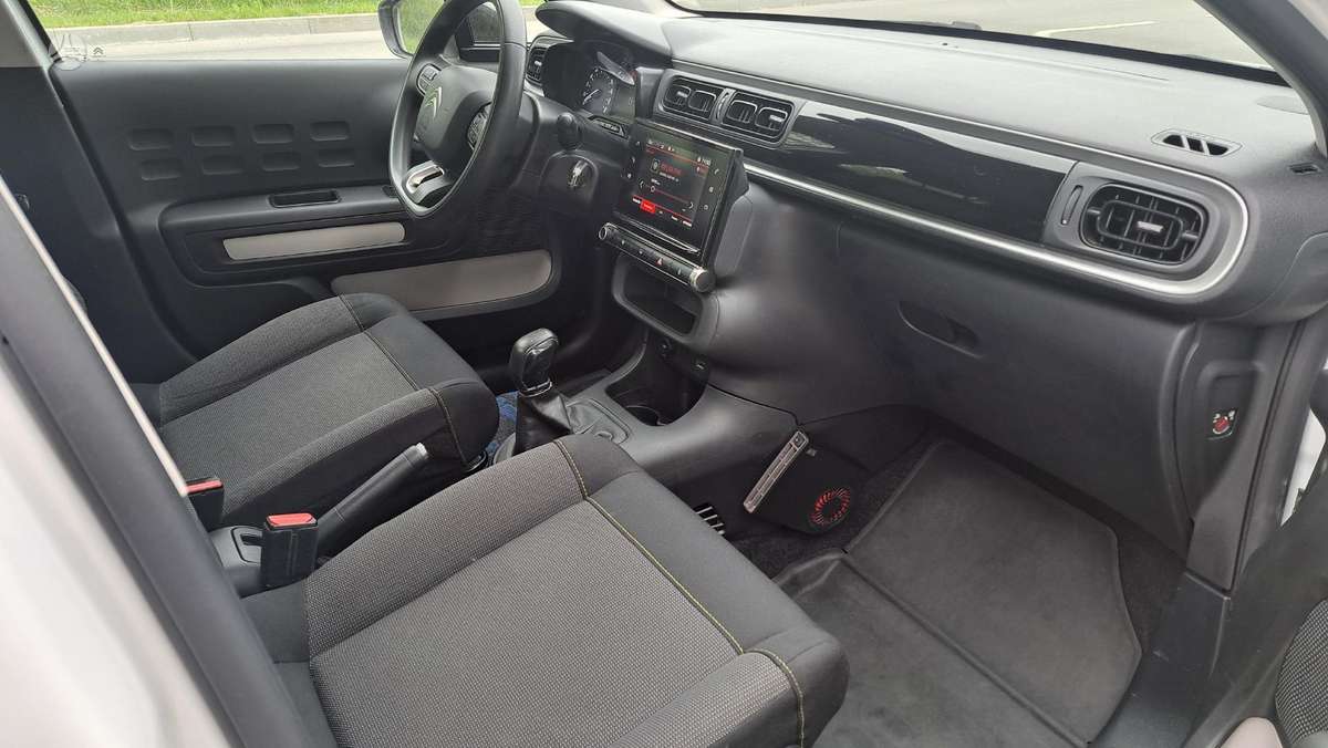 Citroen C3, 1.2 l., hatchback