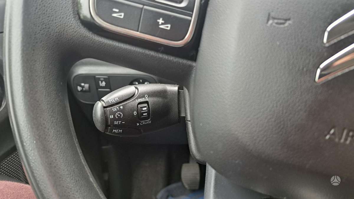 Citroen C3, 1.2 l., hatchback