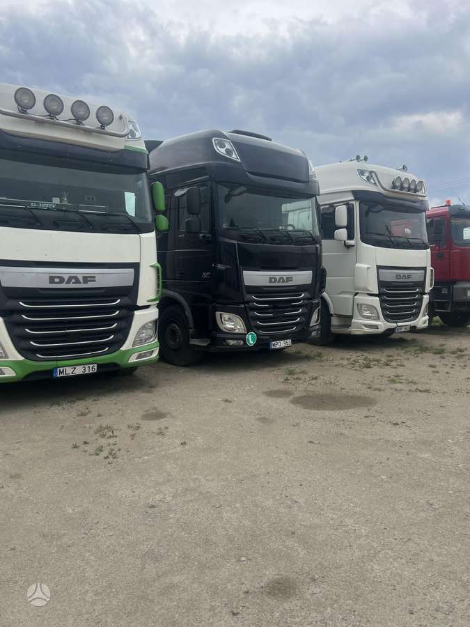 DAF XF 106 460 RETARDER, double sleeper