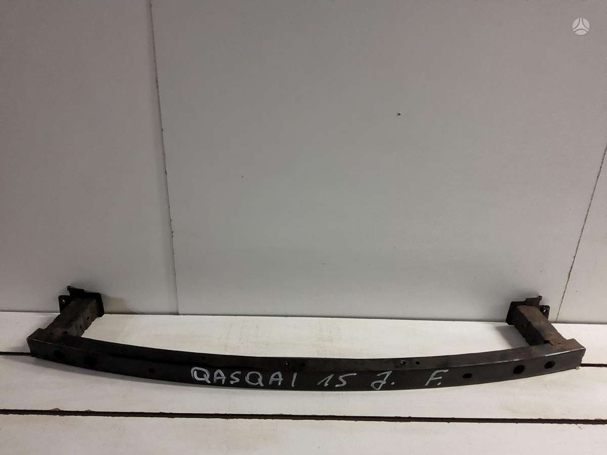 Nissan Qashqai по частям
