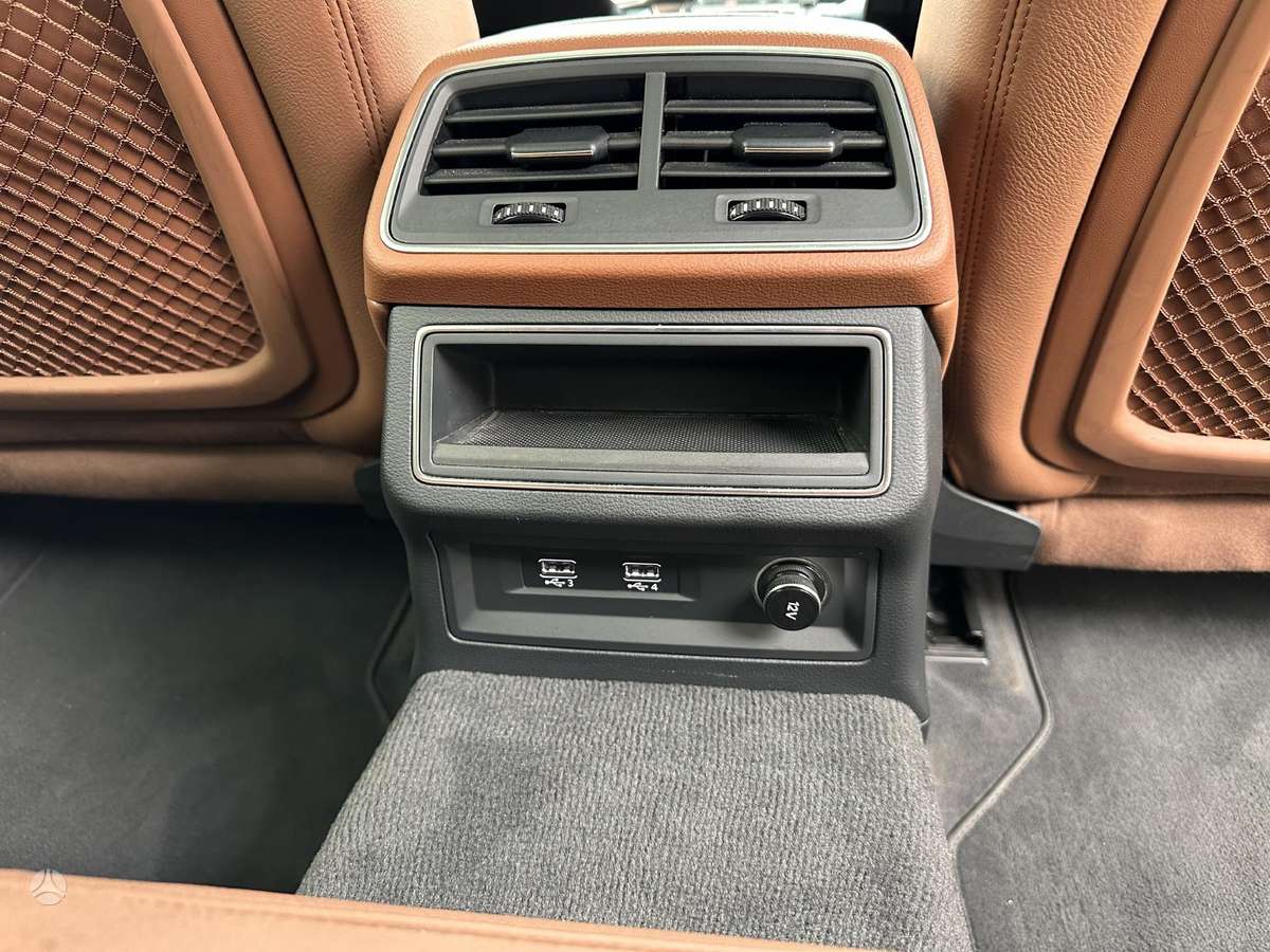 Audi A6, 3.0 l., wagon