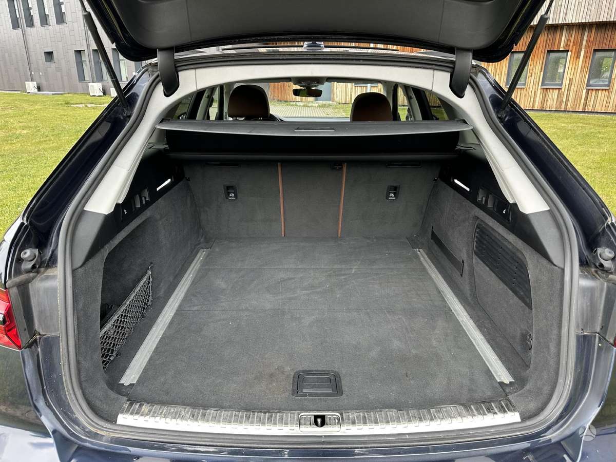 Audi A6, 3.0 l., wagon