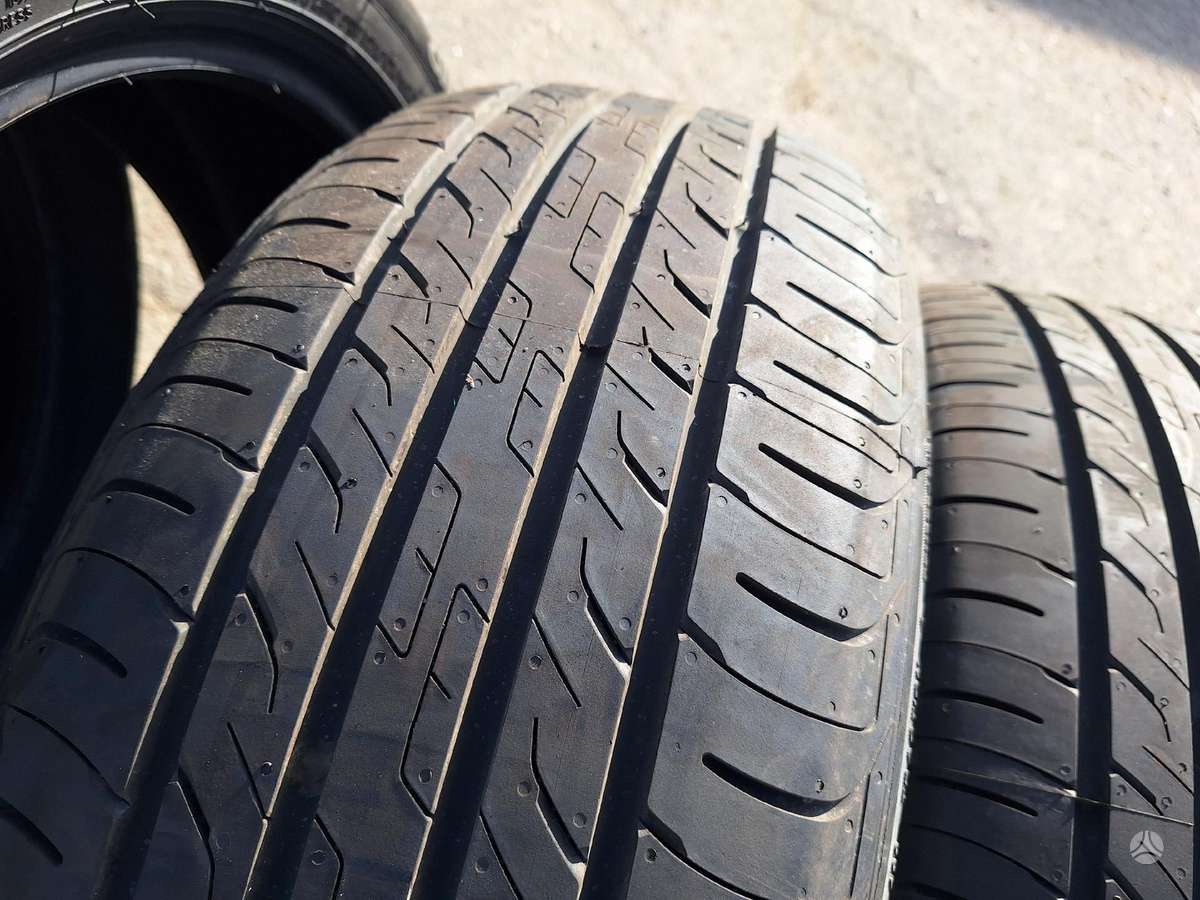 GT Radial, summer 215/50 R18