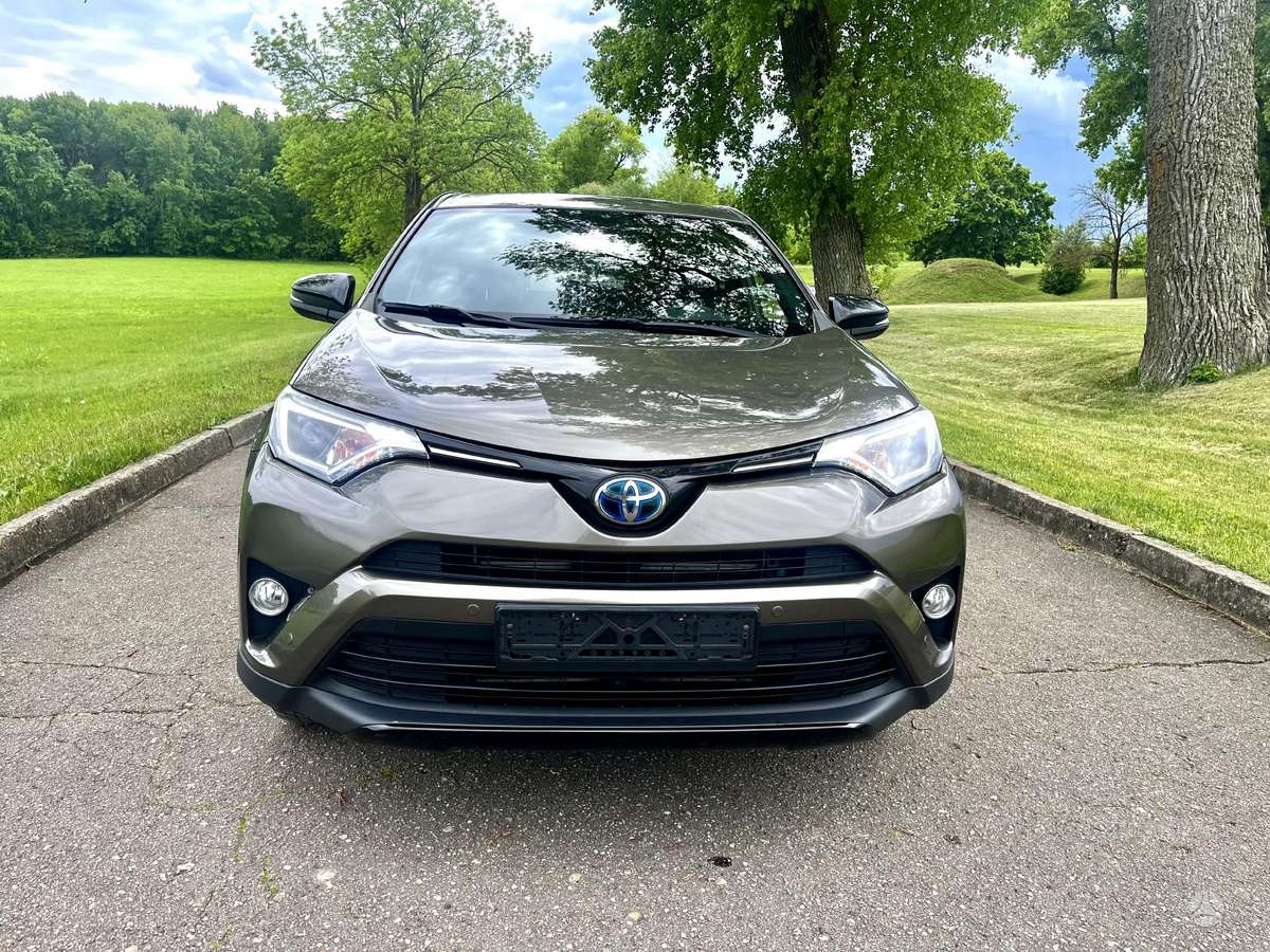 Toyota RAV4, 2.0 l., Внедорожник / Кроссовер