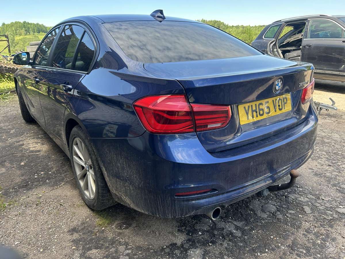 BMW 318 Dalis pristatome