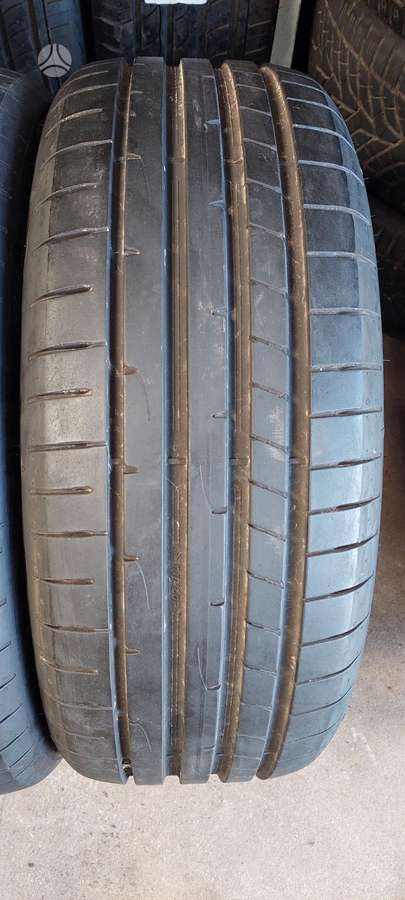 Dunlop, летние 235/45 R20