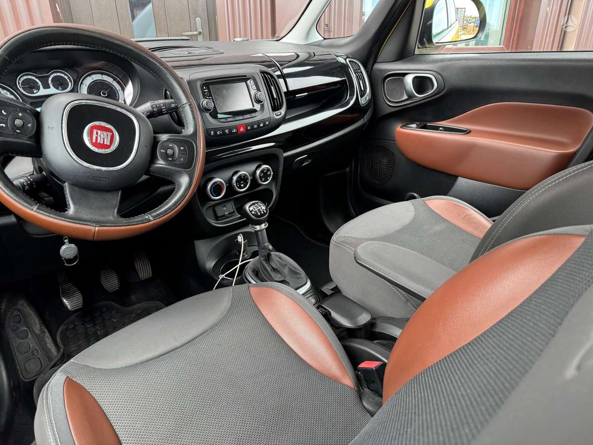 Fiat 500L, 1.6 l., hatchback