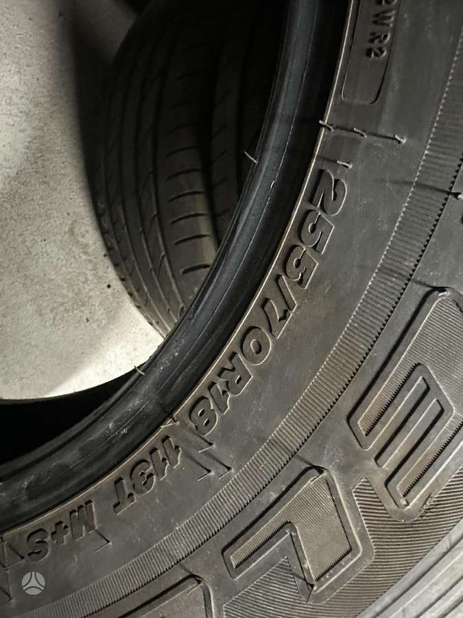 Bridgestone, summer 255/70 R18