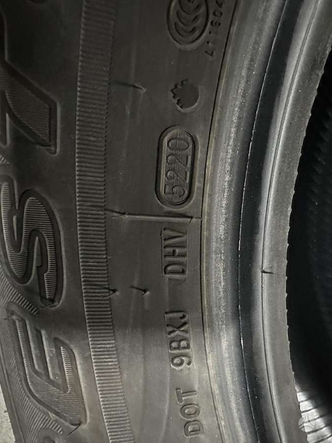 Bridgestone, vasaras 255/70 R18