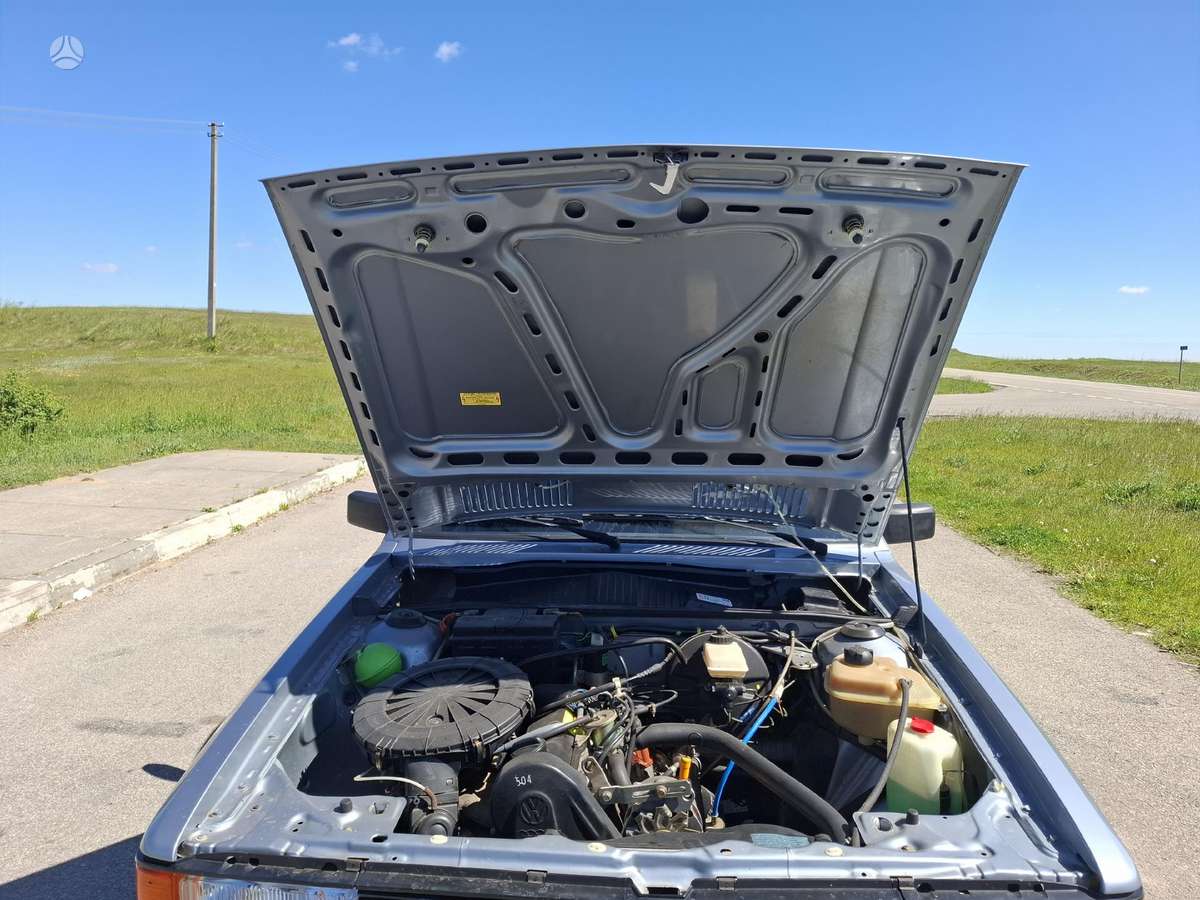 Audi 80, 1.6 l., Седан