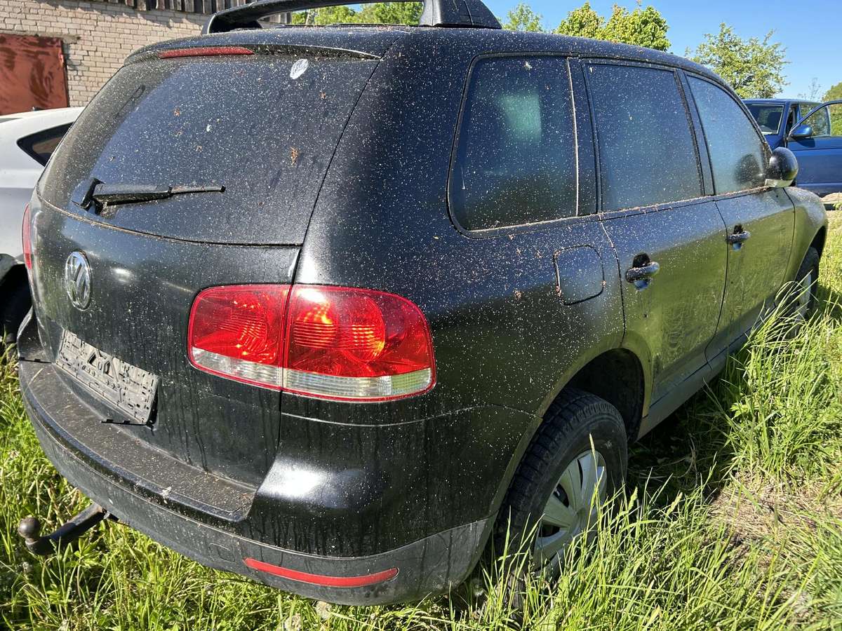 Volkswagen Touareg Dalis pristatome