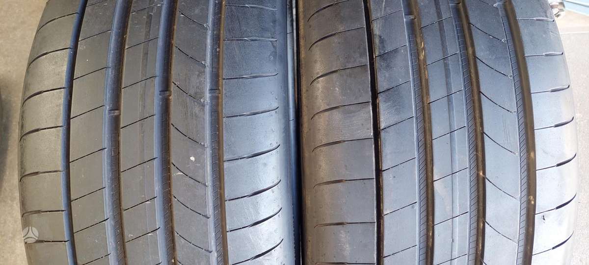 Goodyear, summer 255/35 R21