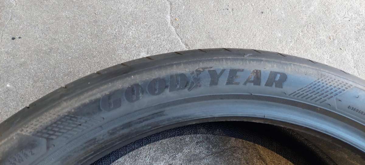 Goodyear, vasarinės 255/35 R21