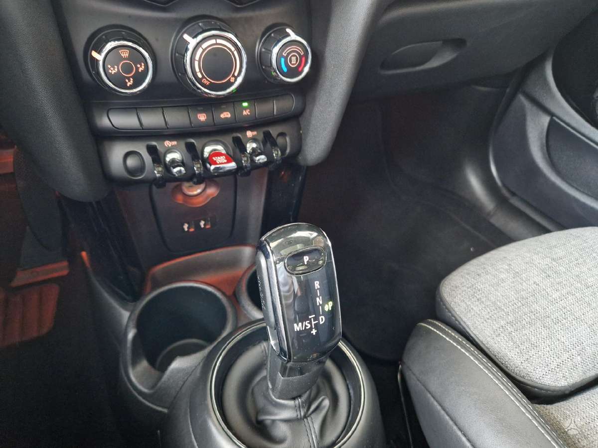 Mini One, 1.5 l., hatchback