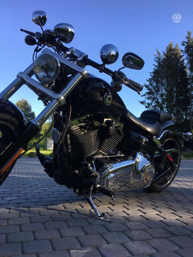 Harley-Davidson BREAKOUT 1690cc, choppers / cruisers / custom