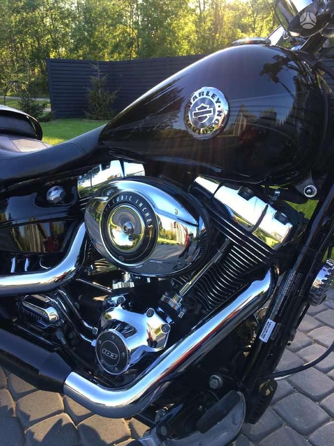 Harley-Davidson BREAKOUT 1690cc, choppers / cruisers / custom