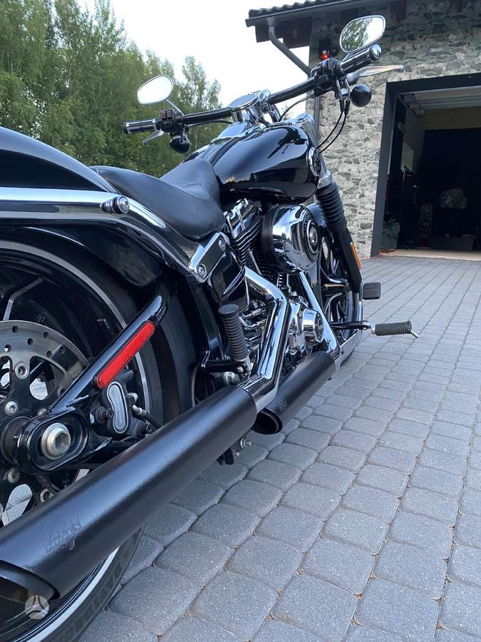 Harley-Davidson BREAKOUT 1690cc, choppers / cruisers / custom