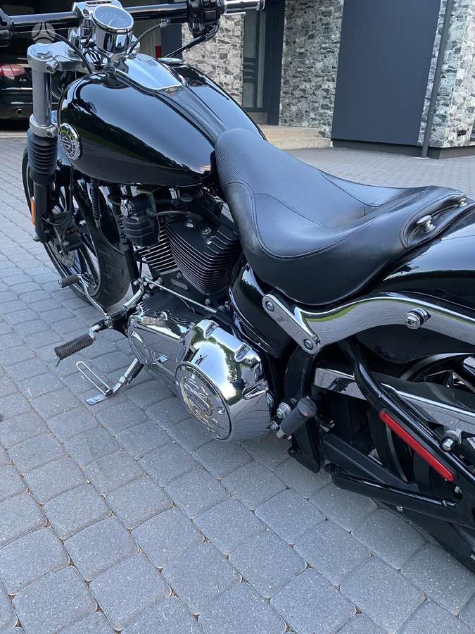 Harley-Davidson BREAKOUT 1690cc, choppers / cruisers / custom