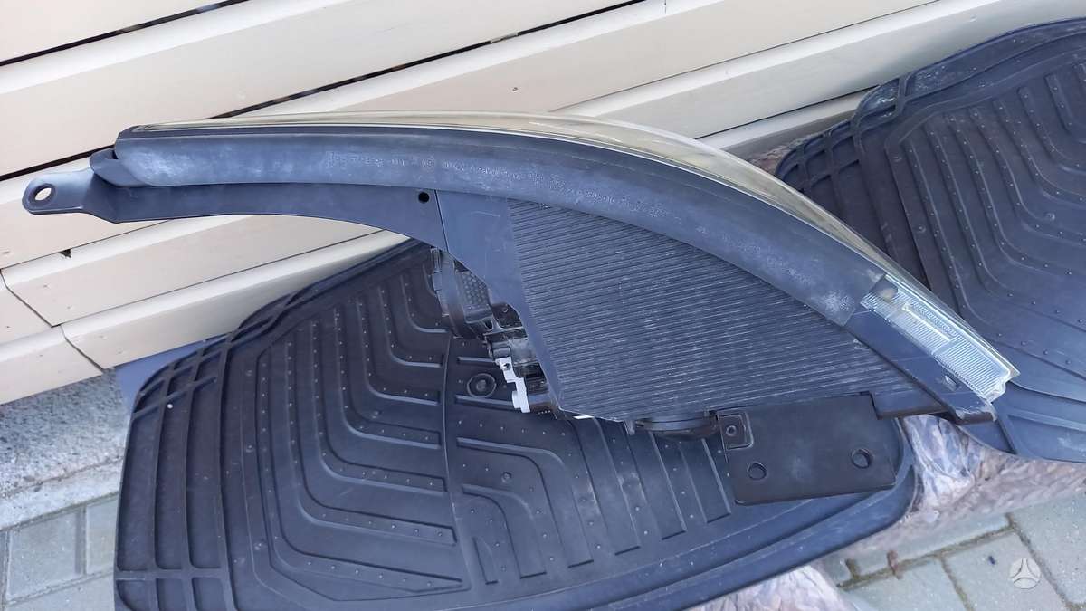 Kia Niro hood (front, rear), windows, lights