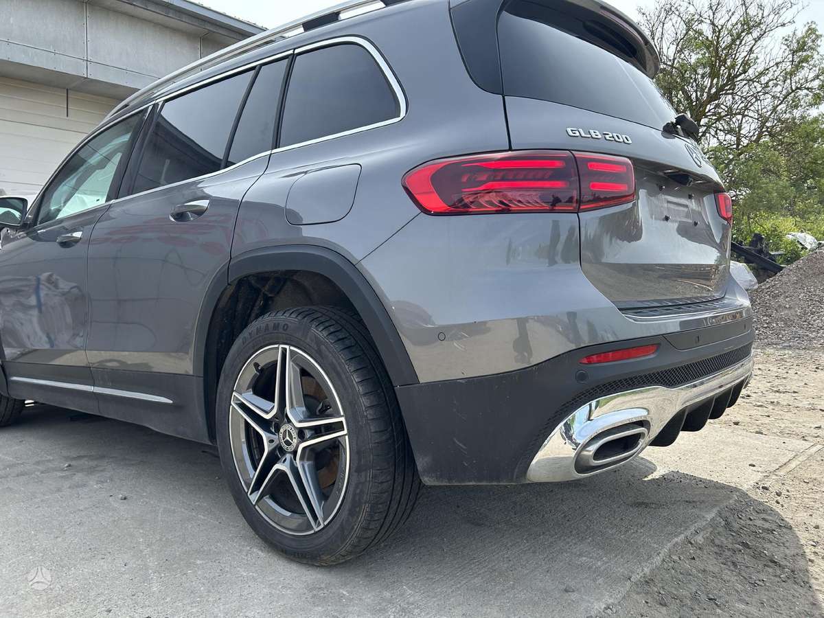 Mercedes-Benz GLB klasė