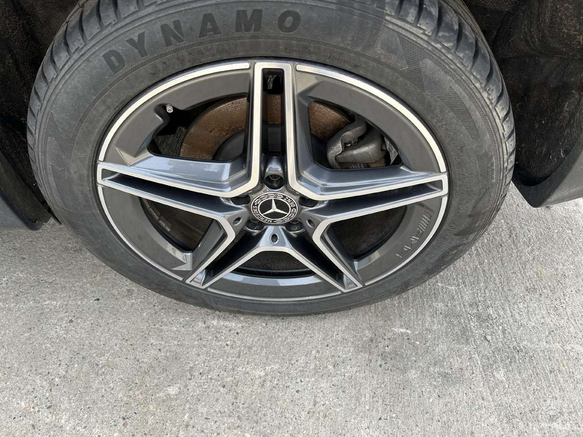 Mercedes-Benz GLB klasė