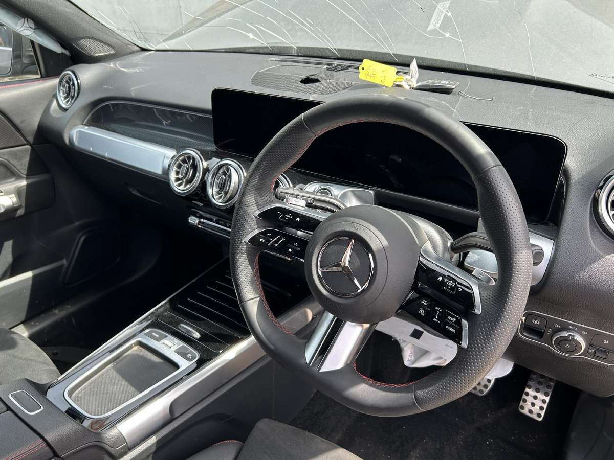 Mercedes-Benz GLB klasė