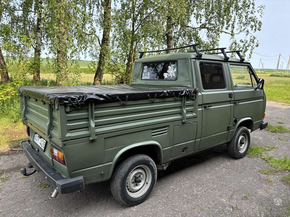 Volkswagen Transporter - 2