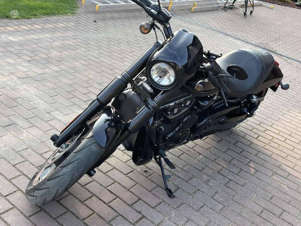Harley-Davidson VRSCDX  1250cc, choppers