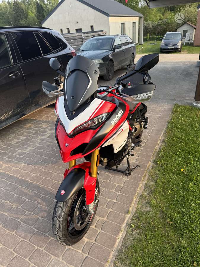 Ducati Multistrada 1198cc, touring / sport touring