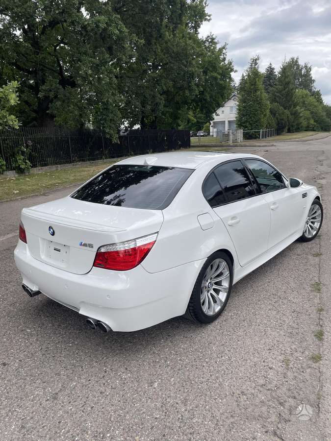 BMW M5, 5.0 l., Седан