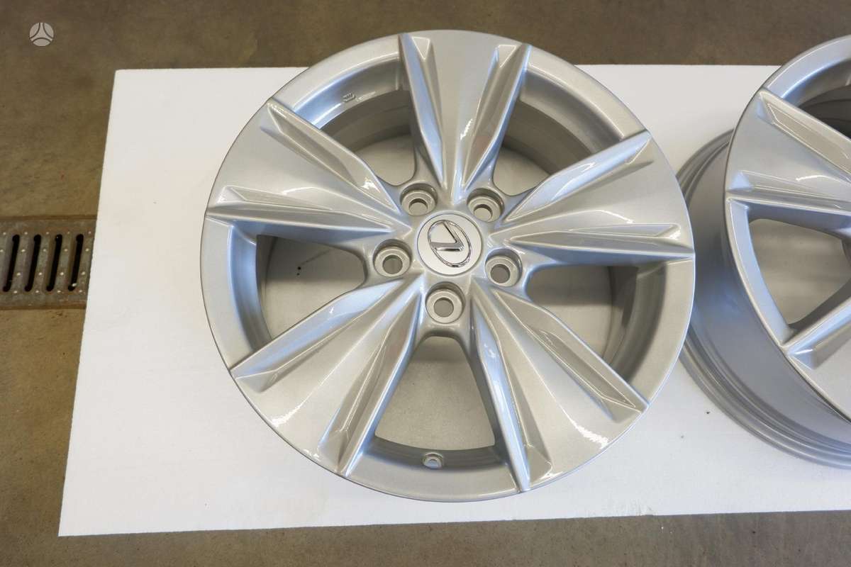 Lexus UX R-17, light alloy, R17