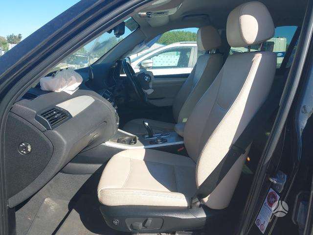BMW X3 dalimis
