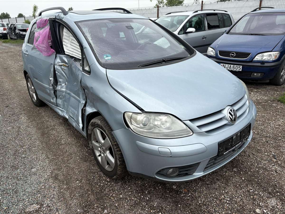 Volkswagen Golf Plus 37068366700
