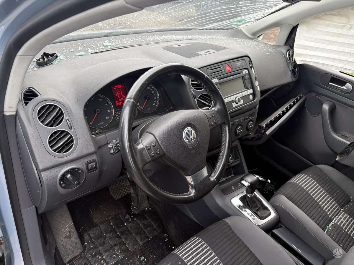 Volkswagen Golf Plus 37068366700