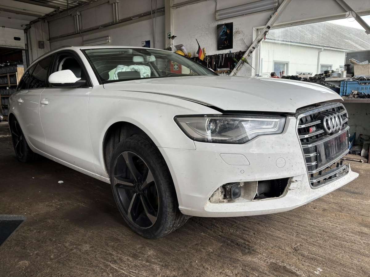 Audi A6 37068366700