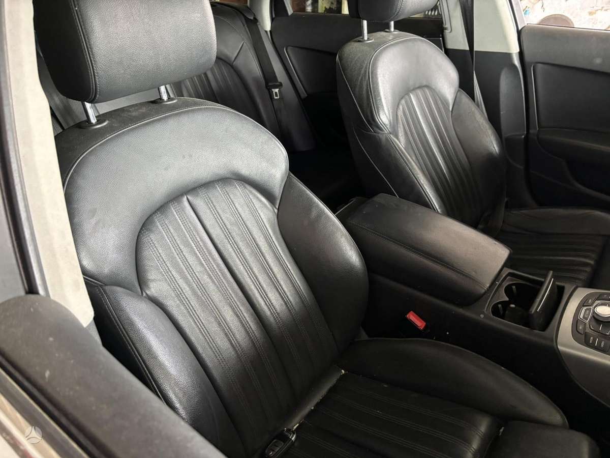 Audi A6 37068366700