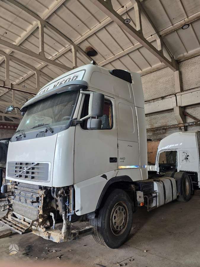 Volvo FH440, тягачи
